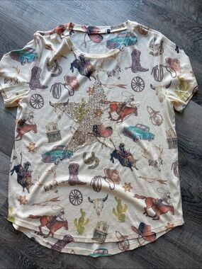 Origami  Western Graphic Tee with Sequin Star - Cream sz m